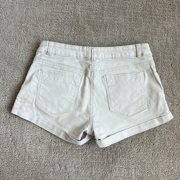 H&M Women's Shorts - Picture 2 of 5
